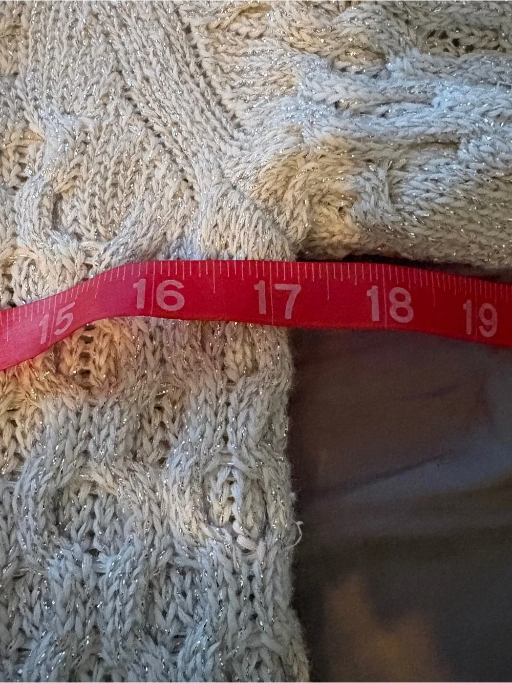 J. Crew Women's Size Medium Cream Cable Knit Sweater - Classic Crewneck